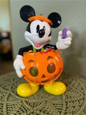 Disney Mickey Mouse Halloween Pumpkin Popcorn Bucket